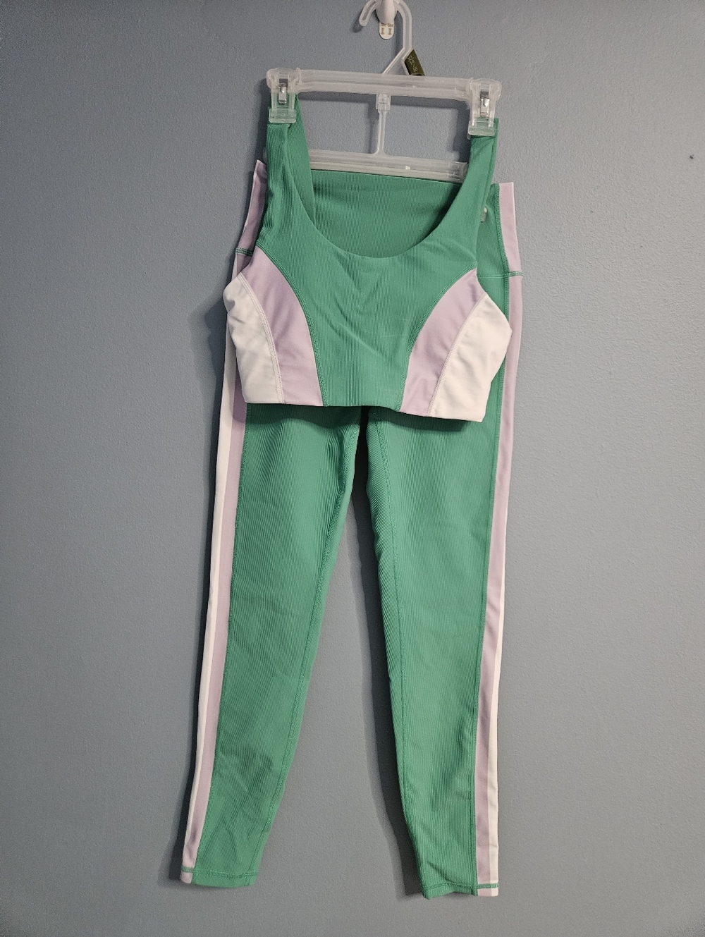 WILO Ribbed Knit Activewear Set Small Green Purple Colorblock Yoga Athleisure